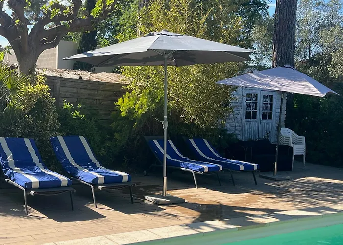 - Mas Saint-louis - Piscine Chauffee