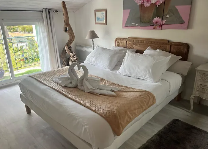 - Mas Saint-louis - Piscine Chauffee